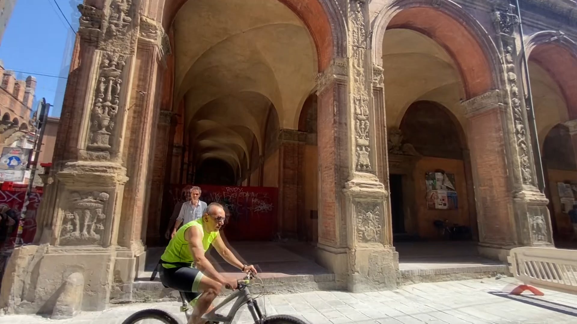 La chiesa di san Bartolomeo e san Gaetano  è priva di un sistema di allarme