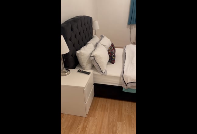 Rooms to rent  Main Photo