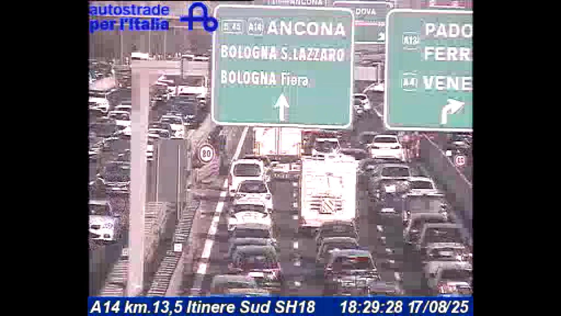 Incidente in A14, code sullo snodo bolognese