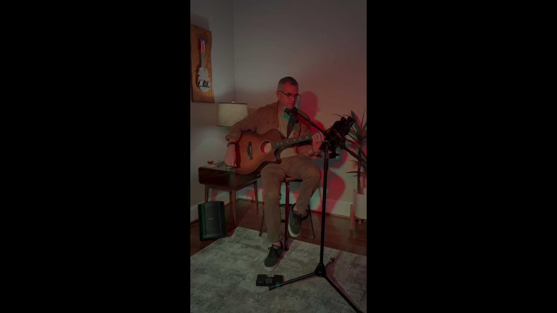 Promotional video thumbnail 4 for J.R. Guayo - Solo Acoustic