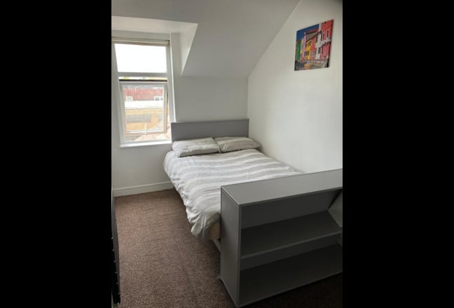 Video 1: The bedroom