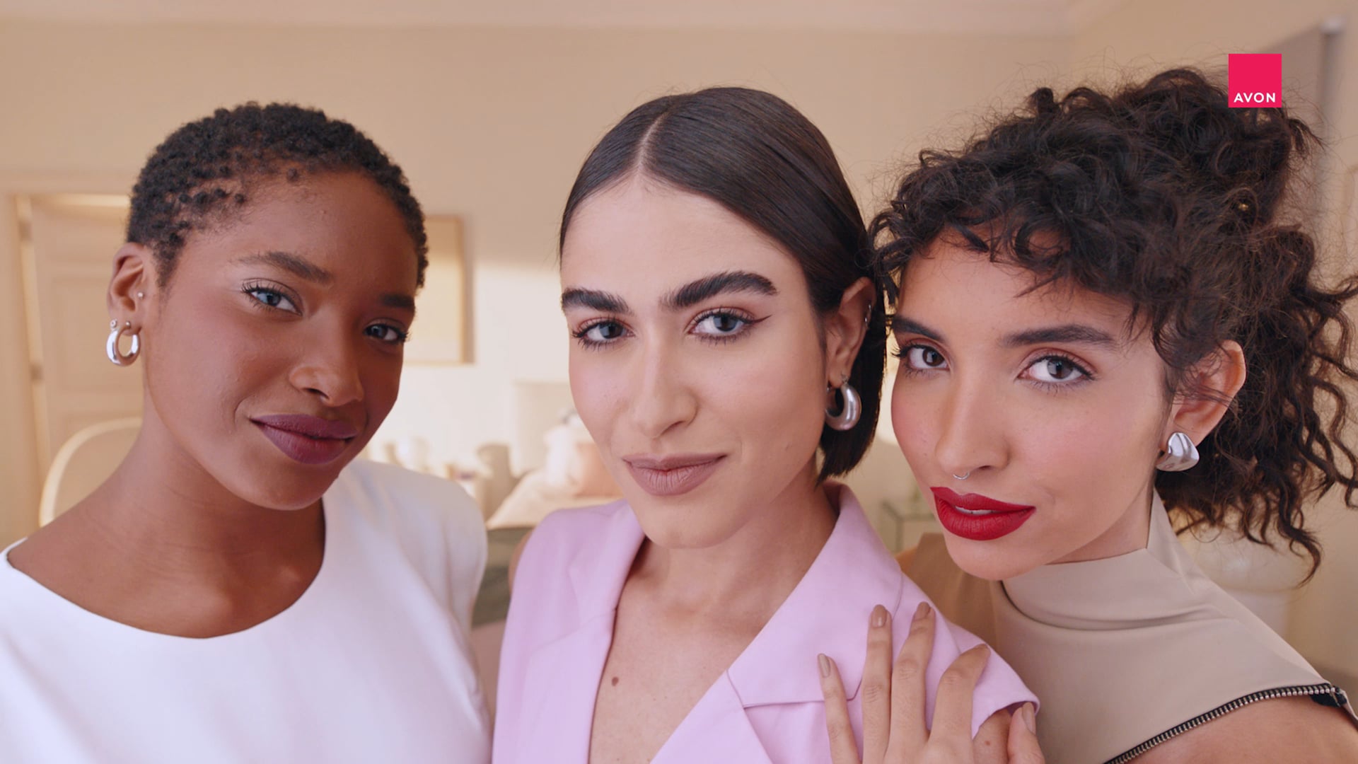 CORAZON FILMES | VANESSA MORIYA | AVON | BASE