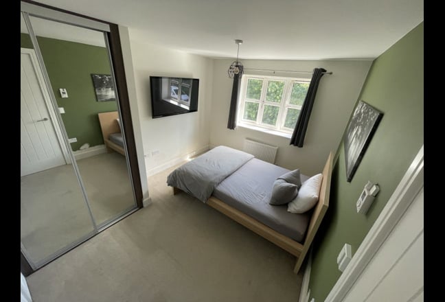 Video 1: Room 1: Double Ensuite Room with built in full length mirror wardrobe