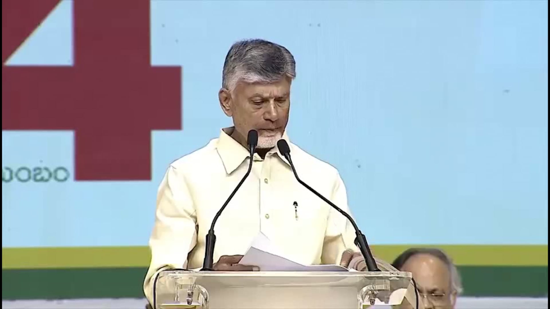 नायडू: 'पी-4 कार्यक्रम' के मेंटर्स ने 13 लाख से ज़्यादा 'गोल्डन फैमिलीज़' को गोद लिया

अमरावती, आंध्र प्रदेश – आंध्र प्रदेश के मुख्यमंत्री एन. चंद्रबाबू नायडू ने अपनी सरकार के कल्याणकारी कार्यक्रम#politics