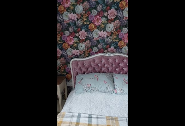 Ready now classy suite available in modern house  Main Photo