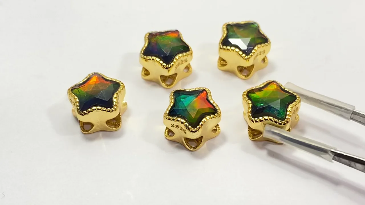 宝石質アンモライト AAA 枠留め星モチーフ スルータイプ 9mm 18KGP製 1