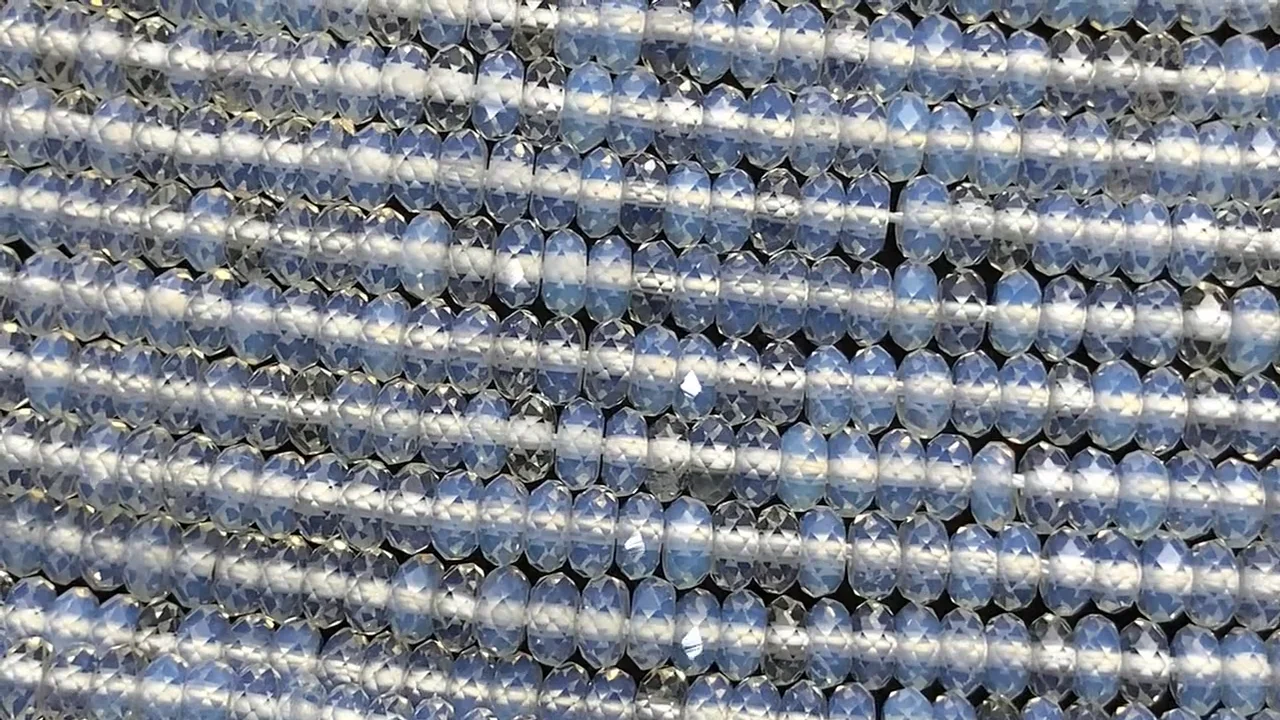 シンセティックオパール ボタンカット4×4×2mm 1連｜天然石ビーズの卸