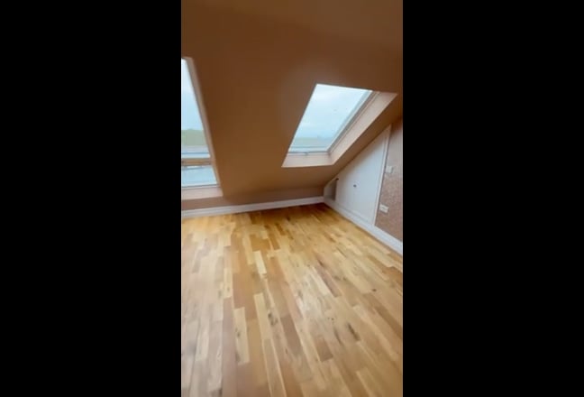 Beautiful double bed with bathroom  Main Photo