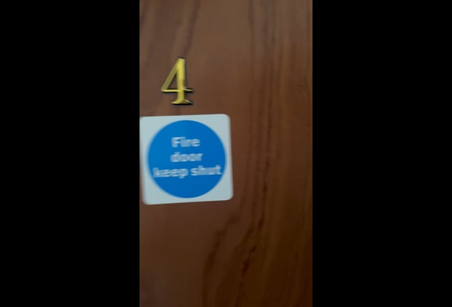 Room no 4 on 30 kent way Cambridge  Main Photo