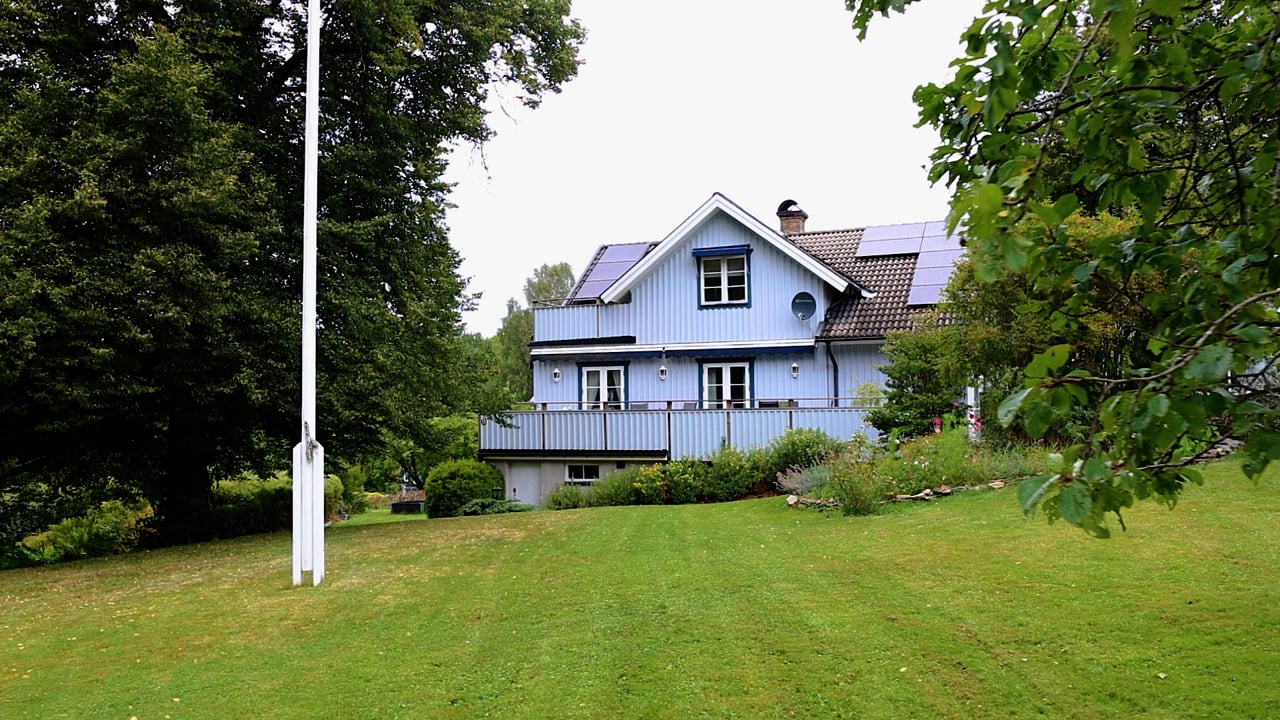 9 rum Villa på Sommarrovägen 13 Västra Bodarna Alingsås kommun - video