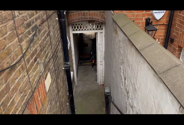 Video 1: 