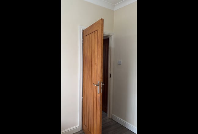 2 Single Rooms for Rent Main Photo
