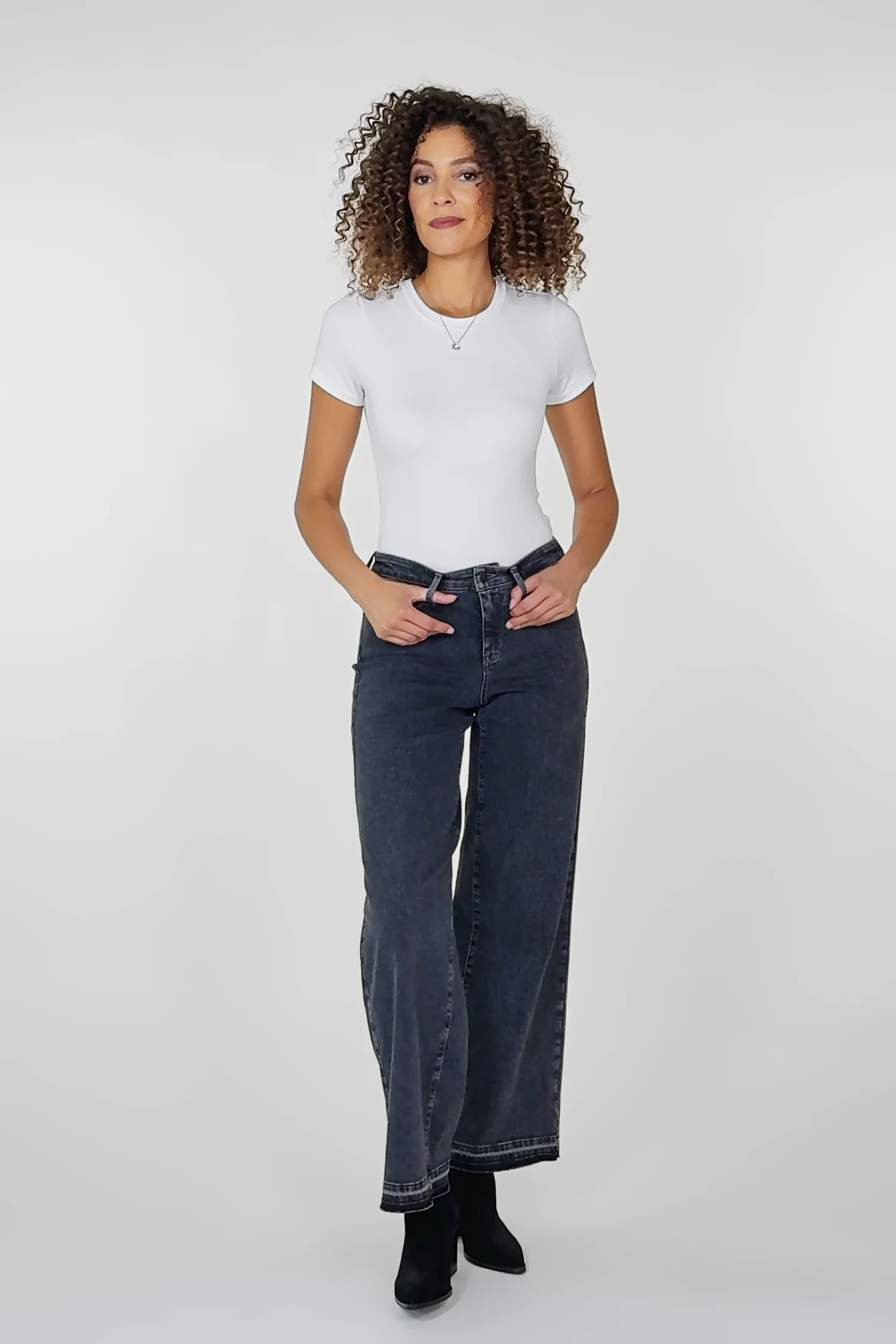 Teresa Wide Leg Jeans With Released Hems And 31