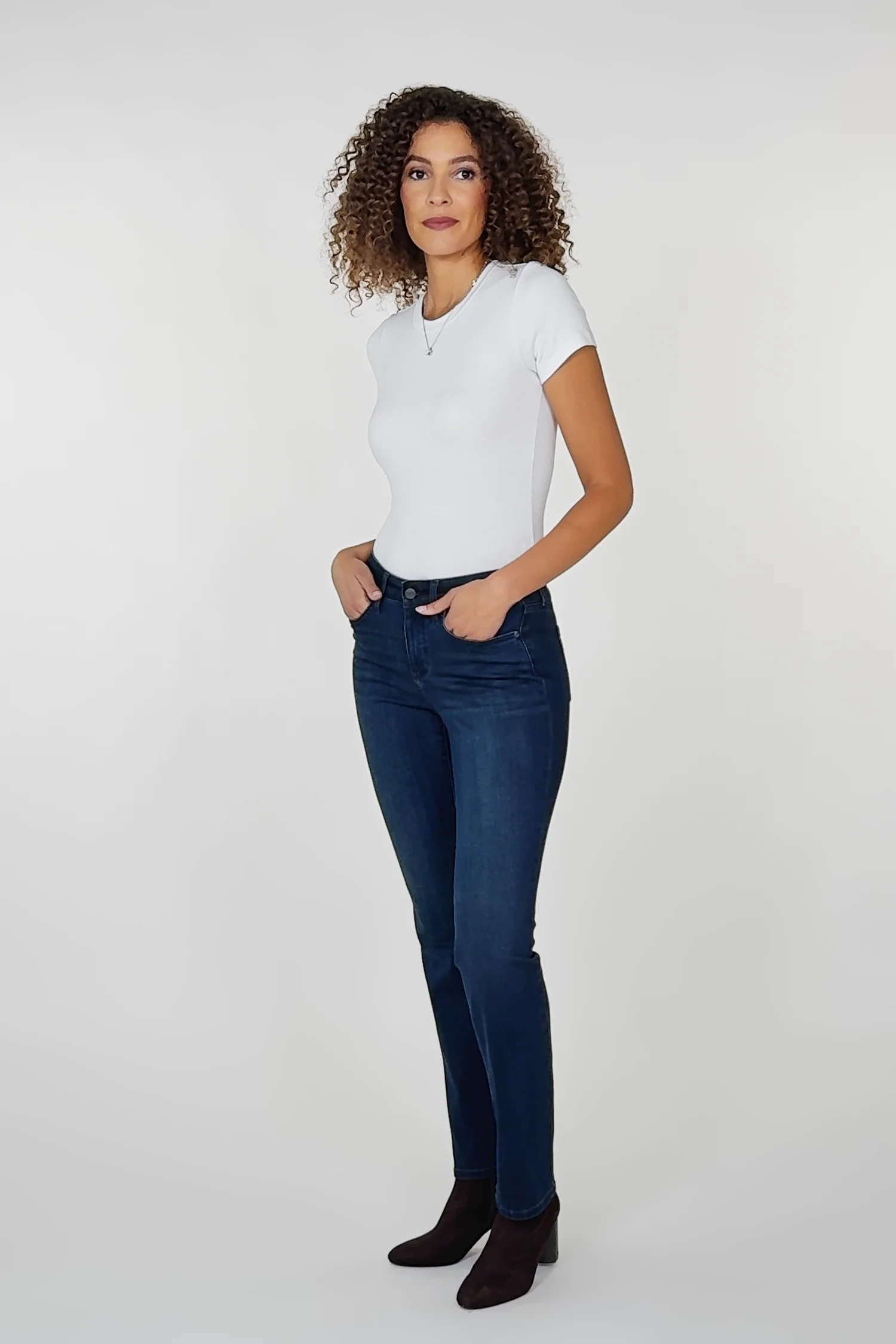 Marilyn Straight Jeans In Sure Stretch® Denim - Obsidian Blue Blue