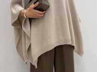 LINNEA LUND/リニアルンド】Angela Poncho（ニット／セーター