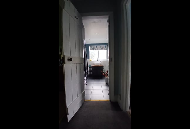 Video 1: Kitchen