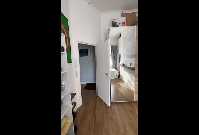 Paddington, Central!: wood floor, tall ceilings Main Photo