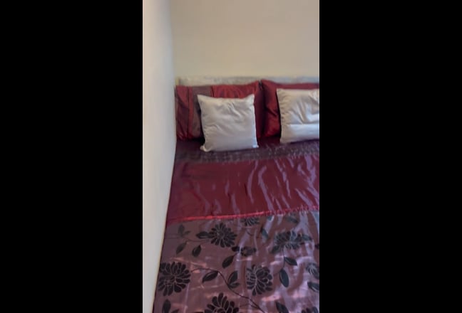 Gorgeous Bedsit £550pcmHamilton ML3 0QG Main Photo