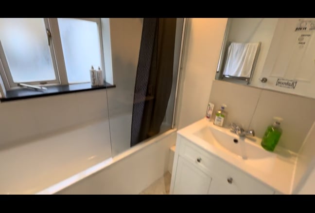  Double room Pimlico/shared bathroom with 1 person Main Photo