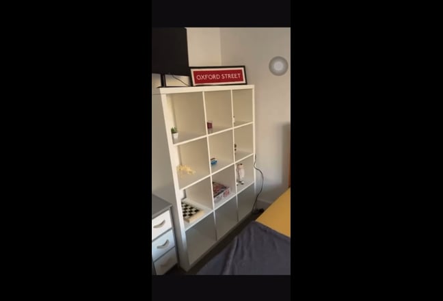 Double Room Available in Friendly, Pet-Loving Home Main Photo