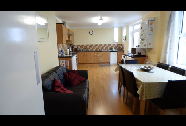 Video 1: Kitchen