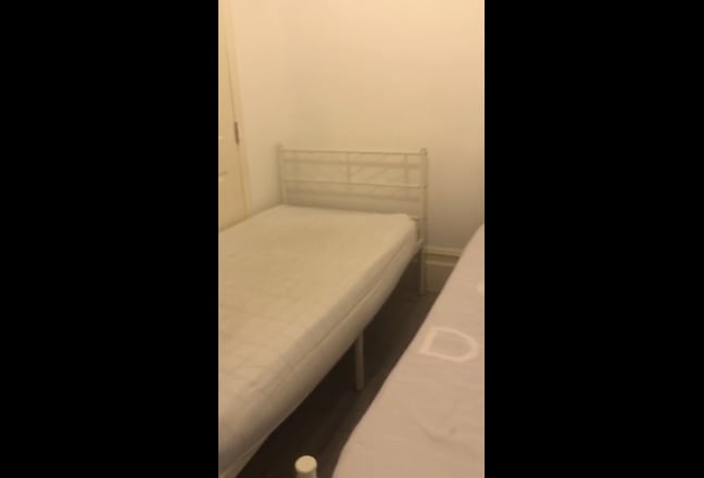 Large Master Room for Rent in Ilford IG1 (£799) Main Photo