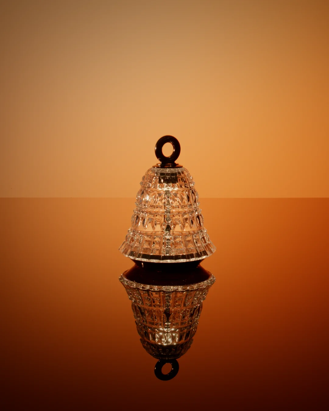 バカラ　グラス　TestingGlass 2817335_grey_001.jpg?sw=696&q=90