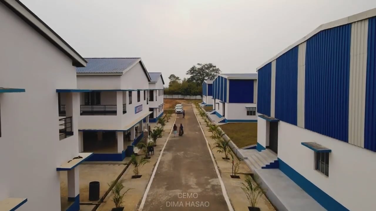 https://i.vimeocdn.com/video/2051662824-a934ff5311680b24bbc2a64583aad21ed0226ce12ddd2b567dd3d63170da23f7-d