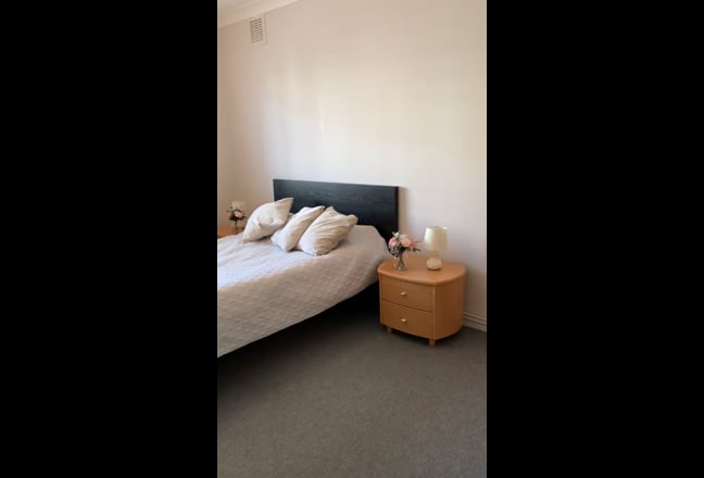 Double room in Parsons Green  Main Photo