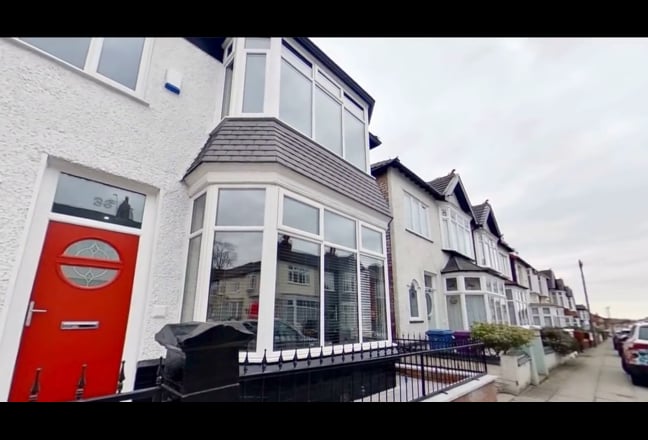 High-end, luxury house share, Allerton Main Photo