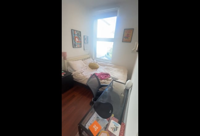 Amazing 2 bed 1st floor flat on Brancaster Road Main Photo