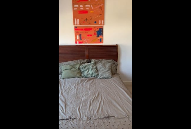 Video 1: KING SIZE ROOM