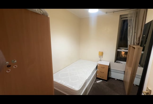 Single Room to Rent at Stratford  Main Photo