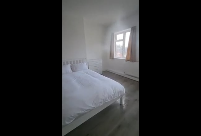 🔥3 Fresh Spacious Rooms🔥Bright Flat🔥VIEW NOW🔥 Main Photo