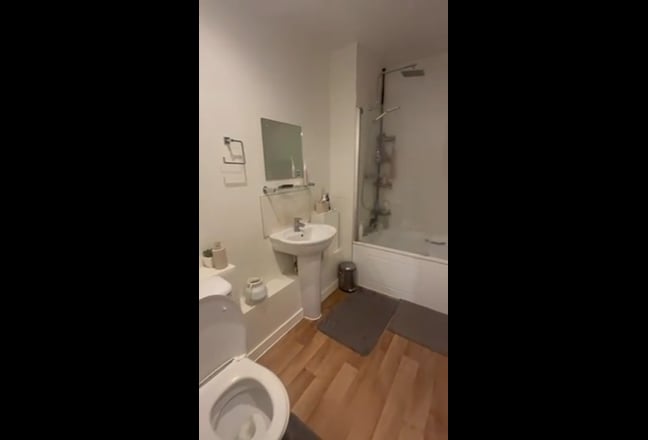 Master room available Fully furnished Bill include Main Photo