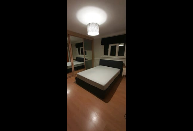 Large Double Room/ensuite shower/kitchen Main Photo