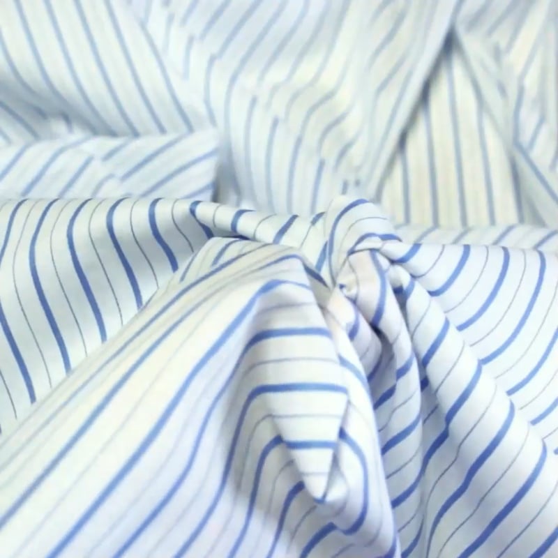 Vidéo: Popeline 100% coton - Rayure alternée bleu clair