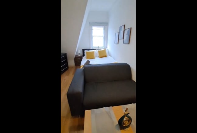 Video 1: Room 2
