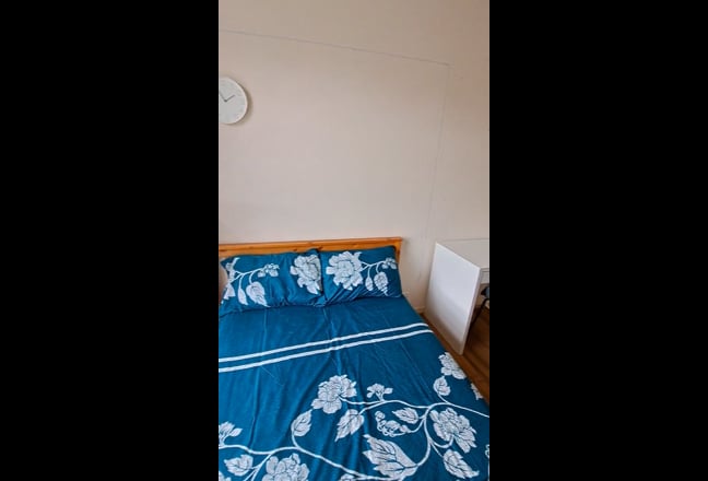 Video 1: room 1