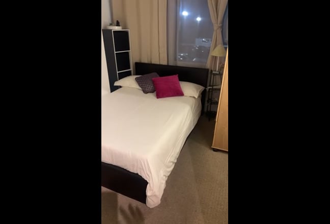 Room in central London to share with 1 tenant Main Photo