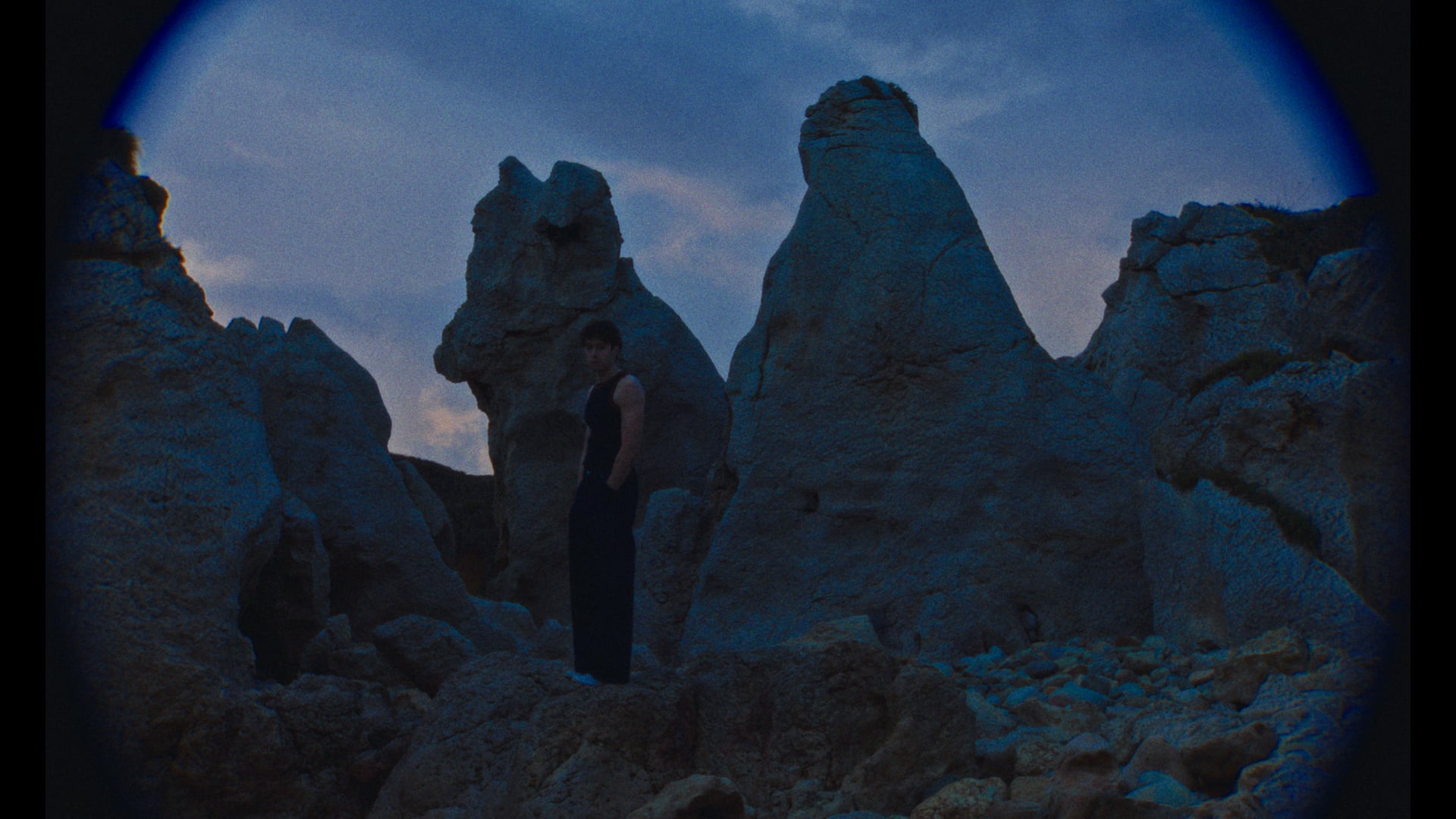 'La Tormenta" - Gon Abril - a film by hibridoabraxas