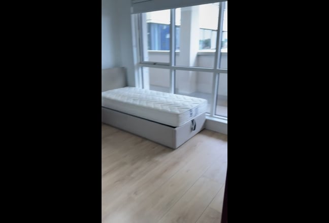 Sharing Double Room for Rent Main Photo