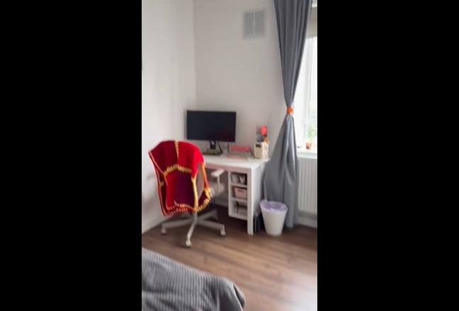 Nice 3 bedroom flat, great location,Shepherds Bush Main Photo