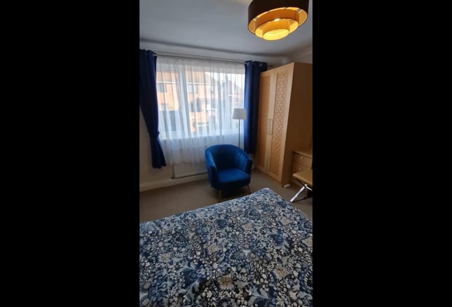 2 Double Room, Near Cobalt Park & Metro, Bills inc Main Photo