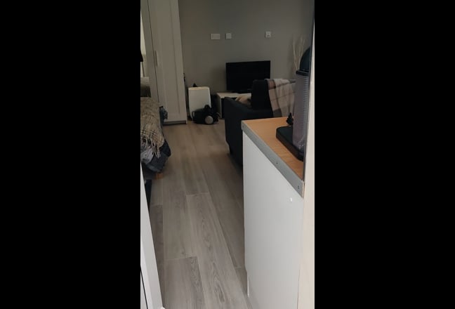 Studio flat Main Photo