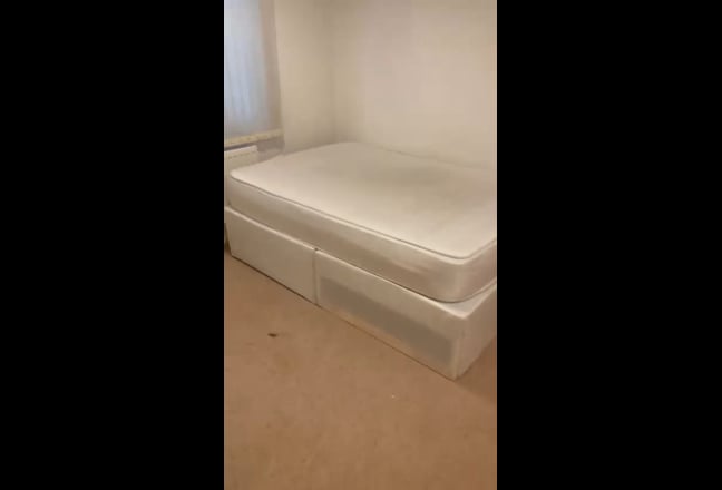 A Double Standard room in a share apartment  Main Photo