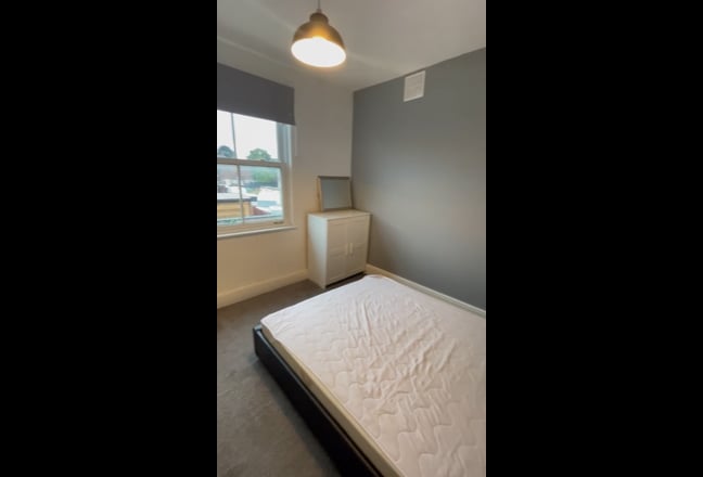 Spacious Brand New Ensuites! 🏠 Perfect Location   Main Photo