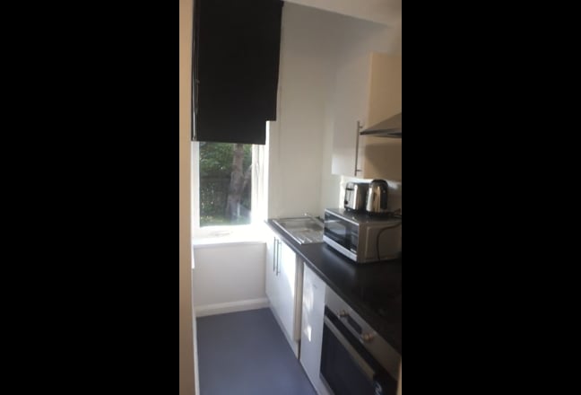 Studio all bills Inc-3 mins to UoL Main Photo