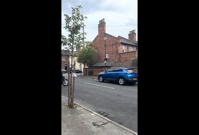 Spacious Double Room Besides the Station NW10!! Main Photo