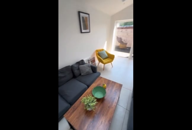 Double Room to Rent – City Centre Location Main Photo